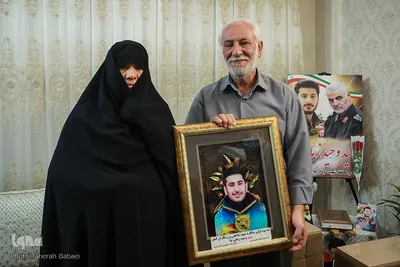 دیدار جامعه قرآنی با خانواده شهید وحید زمانی‌نیا