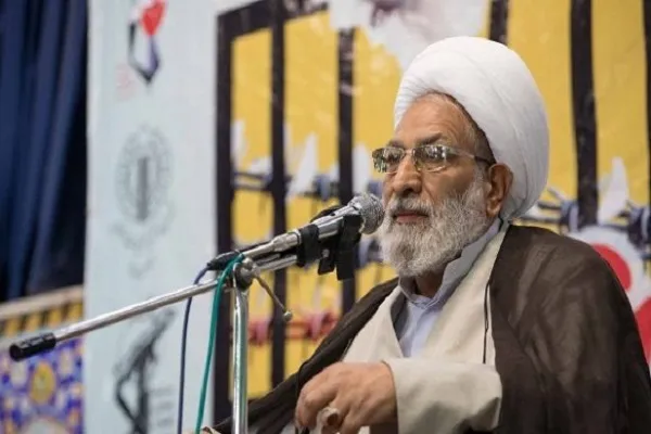 نمازخانه زیباترین بخش مدرسه باشد