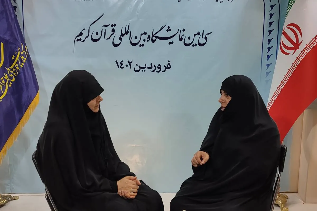 تبیین و تربیت انسان، مهم‌ترین وظیفه زن تراز انقلاب اسلامی است