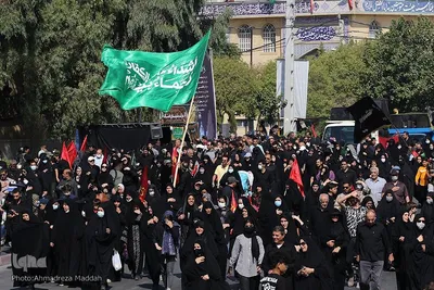 آیین پیاده‌روی جاماندگان اربعین حسینی در شیراز
