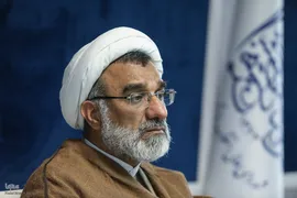 نشست دبیر عالی شورای انقلاب فرهنگی با تعدادی از هنرمندان