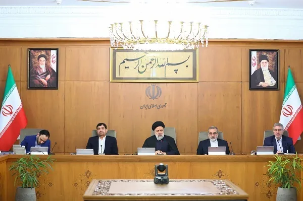 تأکید رئیس‌جمهور بر تجدیدنظر در انتصاب مدیران پروازی و غیربومی