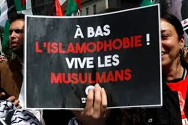 La France accusée d’islamophobie d’État