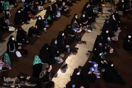 مراسم بزرگ‌ترین سفره نذری حضرت رقیه(س) در میدان آیینی امام حسین(ع)