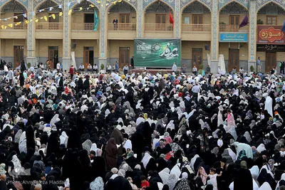 مراسم قرائت دعای پرفیض عرفه در حرم مطهر حضرت شاهچراغ(ع) شیراز