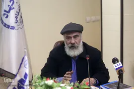 نشست نقد کتاب «سربازنامه» سروده افشین علا در رثای شهادت قاسم سلیمانی