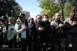آیین «گل‌مالی» هیات عشاق العباس لرستانی‌های مقیم تهران در عاشورای حسینی