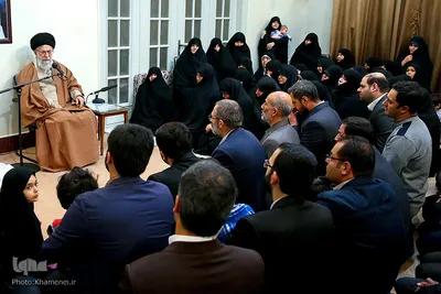 دیدار هفتگی رهبر انقلاب با جمعی از خانواده‌های معظم شهدا