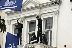 Miembros de un grupo radical asaltan la Embajada iraní en Londres