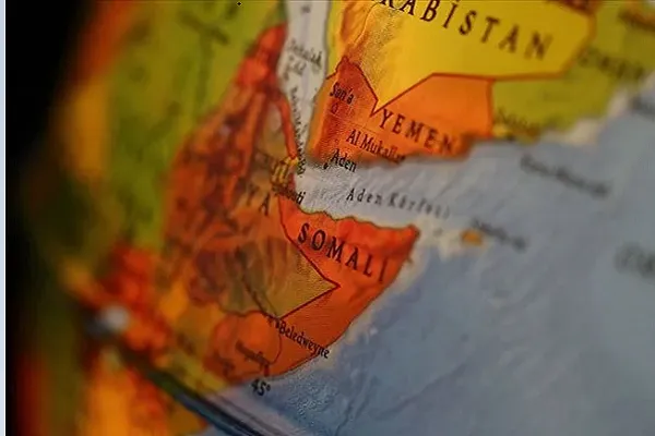Somali'de iki bombalı saldırı: 4 kişi öldü