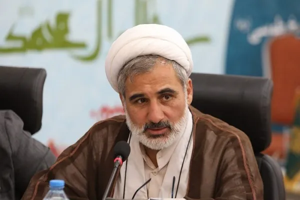 انتظار در اندیشه آیت‌الله صافی گلپایگانی بی‌عملی نیست