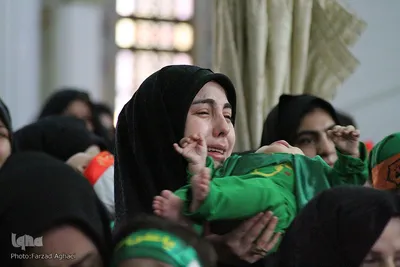​مراسم شیرخوراگان حسینی در تبریز
