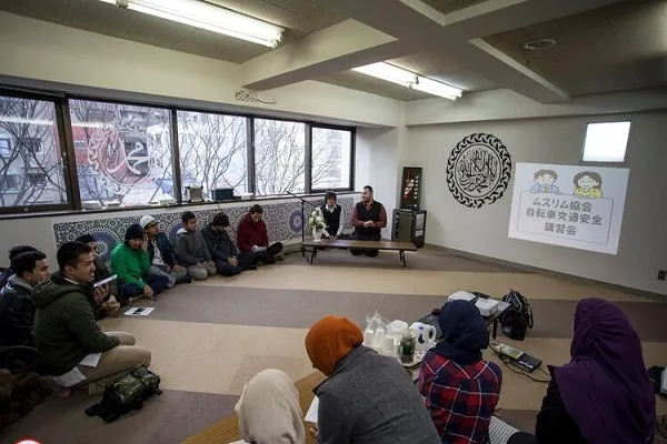 Japon öğretmenin İslam ile müşerref olmadaki zorlu yolu