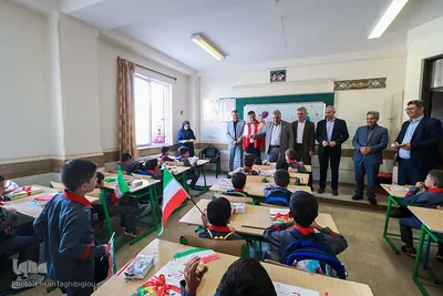 برگزاری جشن شکوفه ها در زنجان