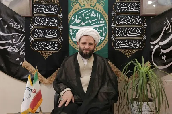 عبادت و بندگی؛ مهم‌ترین ویژگی‌ اخلاقی حضرت زهرا(س)