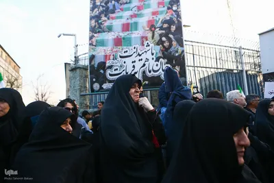 مراسم تشییع پیکر شهدا از میدان انقلاب