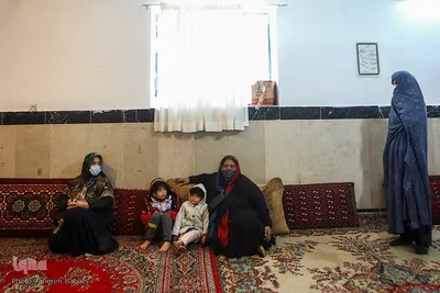 شادی کودکانه با هم نمک