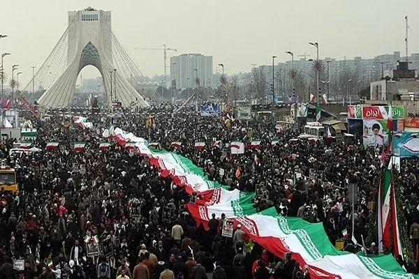 Ang mga Iraniano ay Nagmarka ng Ika-46 na Anibersaryo ng Rebolusyong Islamiko sa Pamamagitan ng mga Pagtipun-tipunin sa Buong Bansa