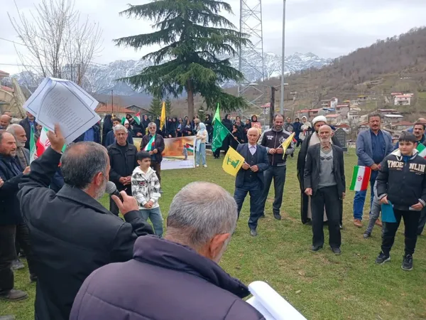 راه‌پیمایی روز قدس مردم روزه دار و مومن روستای سنگده بخش دودانگه ساری