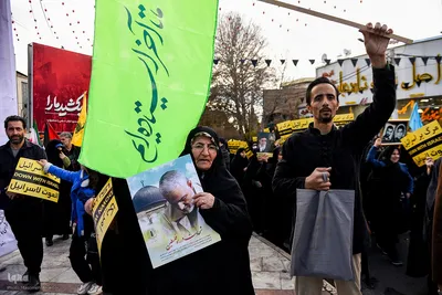 راهپیمایی مردم کرج در محکومیت حمله تروریستی کرمان‎