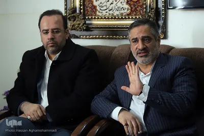 حضور کاروان قرآنی انقلاب در منزل زینب ابن علی حافظ کل قرآن و رتبه 4 کنکور سراسری رشته روانشناسی