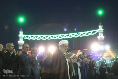 مسجد مقدس جمکران در شب نیمه شعبان
