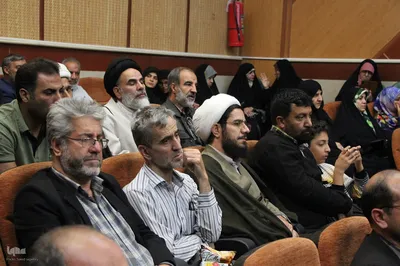 نشست تبیینی هیئت تراز ظهور در ملایر