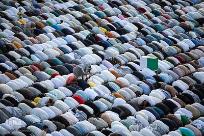 نماز عید فطر در بین‌الحرمین کربلای معلی