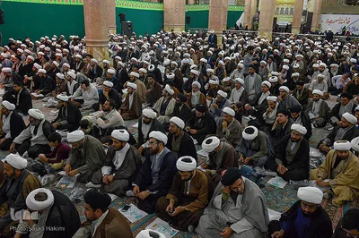 تجدید بیعت طلاب با صاحب الزمان(عج) در مسجد جمکران