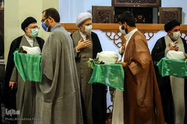 مراسم عمامه گذاری طلاب در اعیاد شعبانیه‎‎