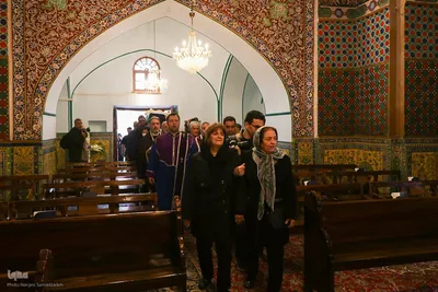 مراسم تشییع پیکر شهید مسیحی جنگ رمضان در اصفهان