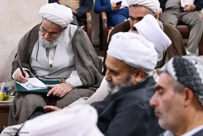 نشست علمی شورای افتاء و روحانیت اهل سنت آذربایجان غربی و شورای روحانیت و اساتید حوزه‌های علمیه ارومیه