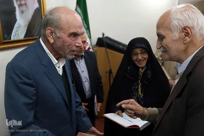 رونمایی از کتاب «خرد و توسعه»