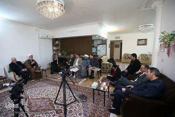 یادی از «ابوالفضل علامی» معلمی که قرائت تحقیق را بر خود حرام کرد