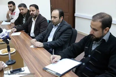 نشست تحلیل و بررسی چهارمین دوره یادواره سوره‌های سرخ 