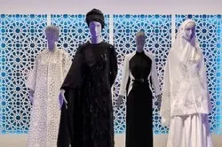 Exposition : modes musulmanes contemporaines