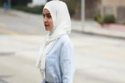 Gap Ad Featuring Hijab Receives Mixed Reactions