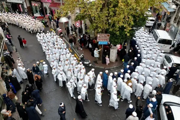Majlis Graduasi Ratusan Pelajar al-Quran di Masjid Sultan Selim, Istanbul
