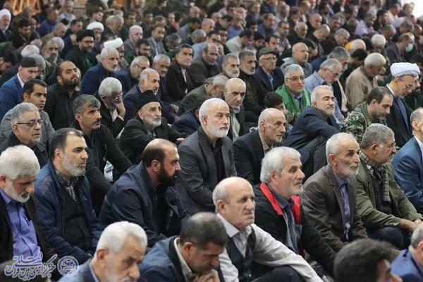 نماز جمعه ساری دوم آذر ماه به امامت آیت‌الله محمد باقر محمدی لائینی و با حضور مردم مومن و انقلابی  در مصلی امام خمینی (ره) مازندران  برگزار شد.
