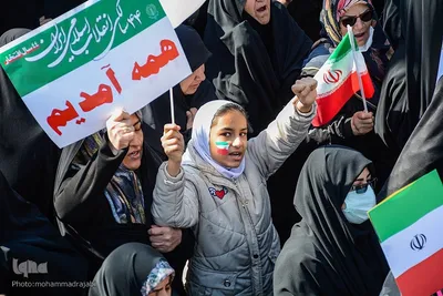 راهپیمایی یوم‌الله ۲۲بهمن در محلات 