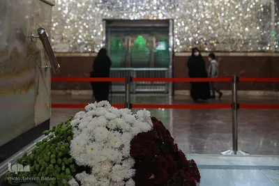 تقدیروتشکرازپزشکان و پرسنل  دارالشفا کوثرتوسط اداره نذورات وهدایای مردمی
