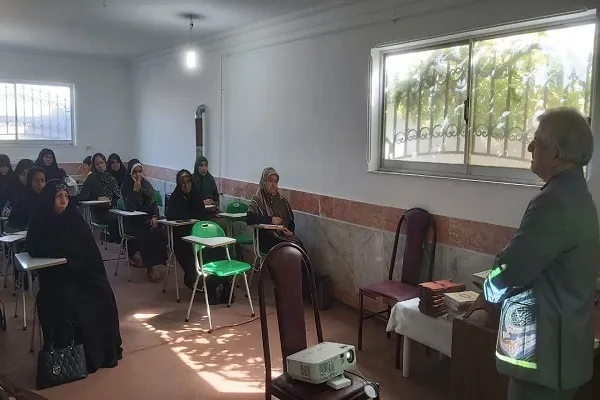 نقش خانواده‌ها در نهادینده شدن سبک زندگی قرآنی در جامعه