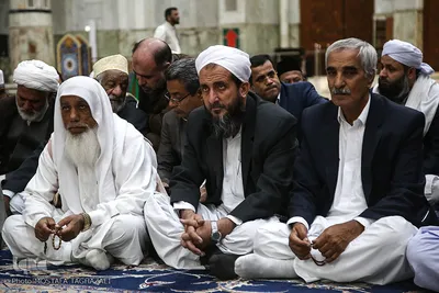 تجدید میثاق مهمانان سی و سومین کنفراس وحدت اسلامی با آرمان های امام