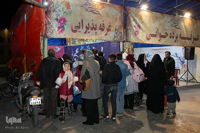 برپایی سفره کرم امام حسن (ع) در اصفهان