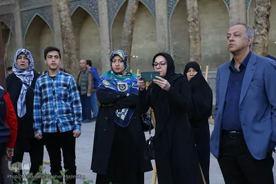 معرفی پویش «زندگی با آیه‌ها» در چهارباغ اصفهان