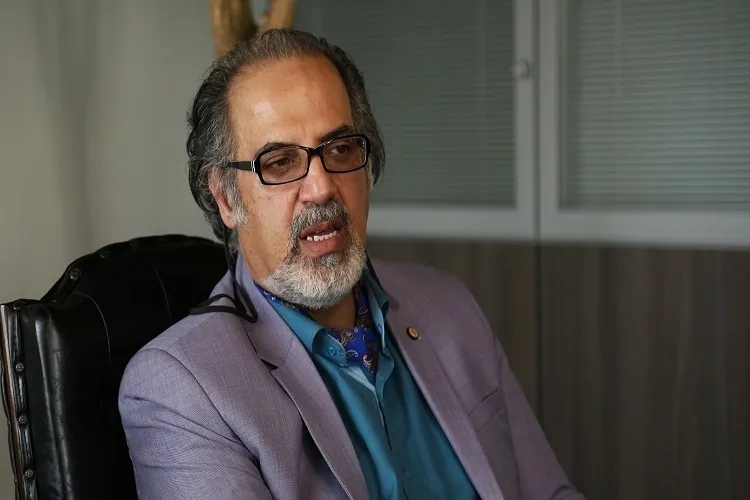 شهید چمران از مناسبت درونی به تعادل بیرونی رسیده بود