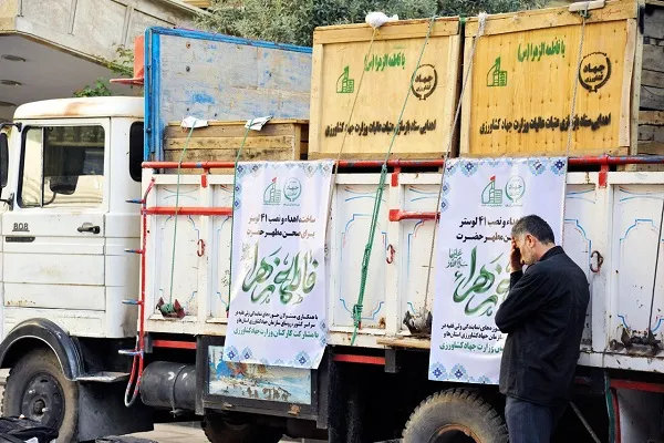 ارسال 41 لوستر طرح توسعه حرم علوی به نجف اشرف