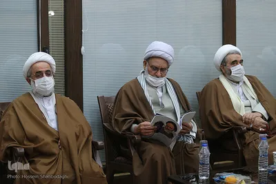 Gedenkveranstaltung zum 40. Todestag von Allama Tabatabai in Qom