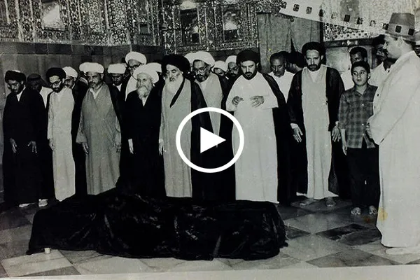 مقطع فيديو لمراسيم تشييع المرجع الديني السيد أبو القاسم الخوئي