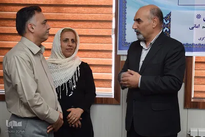 آئین رونمایی از کتاب «پرواز از تپه‌های اوین»
